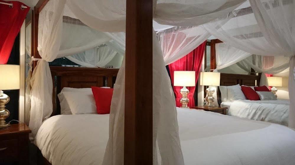 Chalet On Gallery Walk - King Bed, Spa, Fireplace, Wifi & Netflix, Linger A While Mount Tamborine Exterior foto